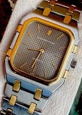 Audemars Piguet Royal Oak Jumbo 18K SS 32mm Quartz Ref. 6005SA 4