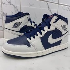 Jordan — Jordan 1 Mid Void DQ8426-403 — Sneaker — resale
