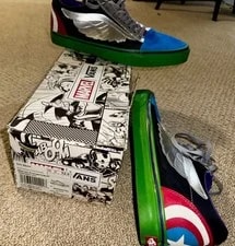 VANS — Vans X Marvel Old Skool 'Avengers' -Hero (VN0A38G1U3V) — Sneaker — resale