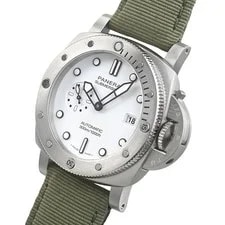 Panerai — Panerai Luminor Submersible PAM01209 — Watch — resale