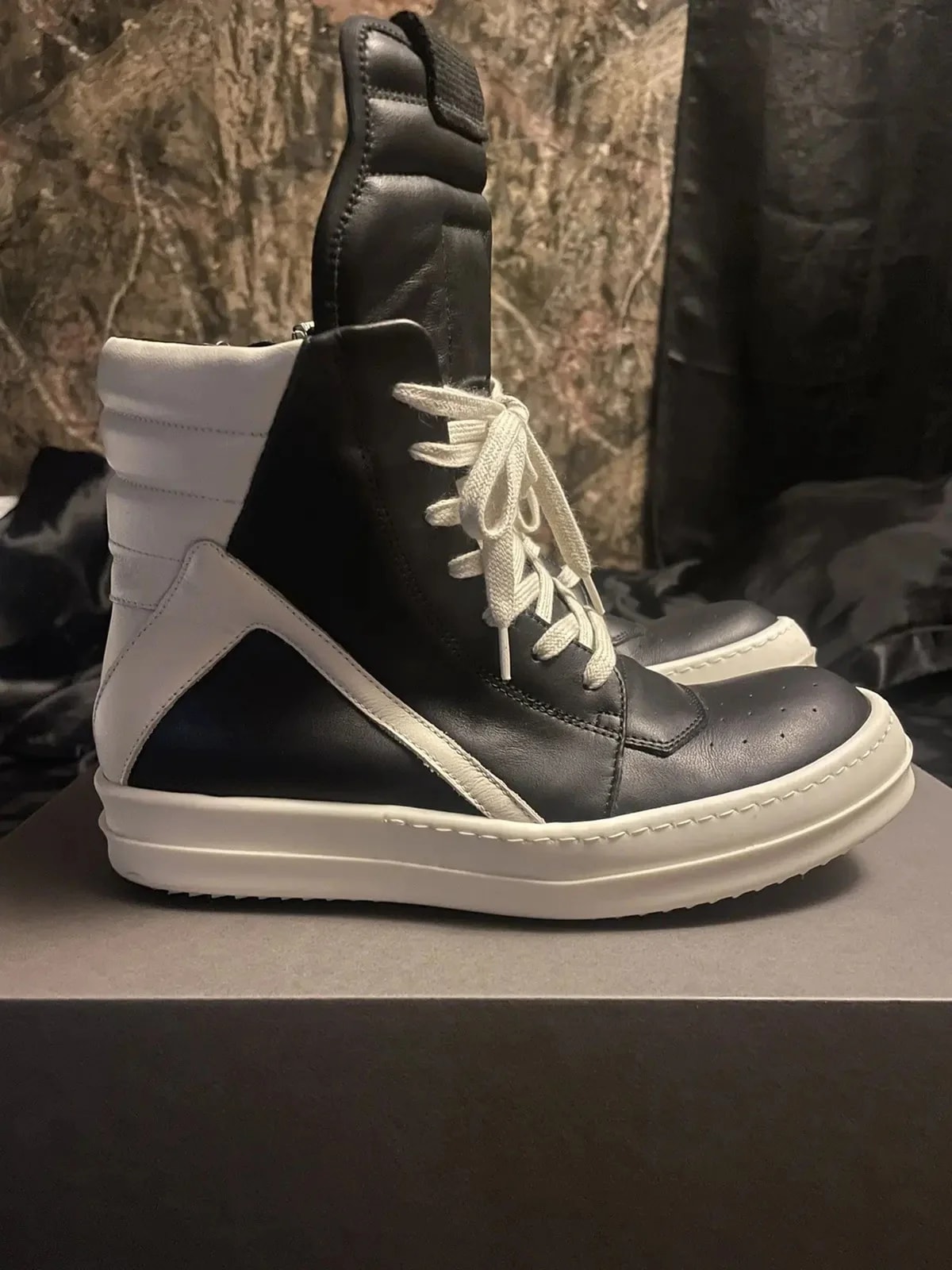 Rick Owens — Rick Owens Geobasket Milk Hollywood New — Sneaker — resale