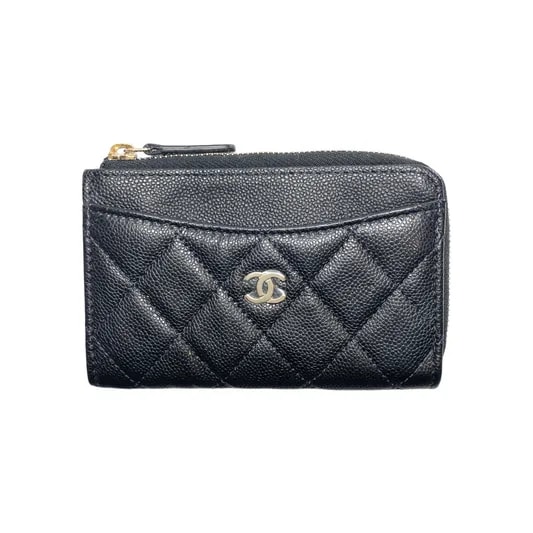 Chanel — Chanel CC Zip Card Holder — Accessory — resale