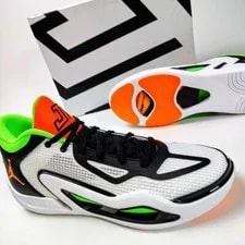 Air Jordan — Air Jordan US 12 Nike Basketball Tatum 1 DZ3324 108 — Sneaker — resale