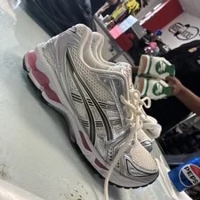 Asics — Asics Gel Kayano 14 - Size 8- Sweet - 1203A537-103 - No Box — Sneaker — resale