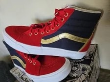 Vans X Marvel Captain Marvel Sk8-Hi 7.5 9 Athletic Casual 2
