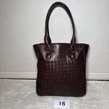 Bottega Veneta — 16 Excellent Condition Bottega Veneta — Handbag — resale
