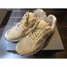 10.0US New Balance Ml2002R2 4