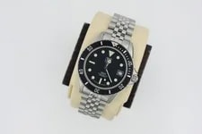 Tag Heuer — TAG Heuer 980.013B 1000 Series Professional Quartz Black Jubilee 200M — Watch — resale