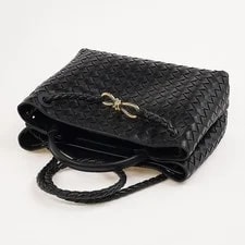 Bottega Veneta Medium Andiamo 156288102 4