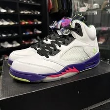 Jordan — Size 7 - Jordan 5 Retro Alternate Bel-Air 2020 — Sneaker — resale