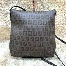 Fendi Mamma Baguette Medium From Japan 3