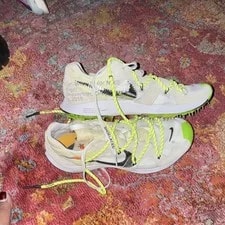 Nike — Nike Zoom Terra Kiger 5 /Volt/ Spiked Running — Sneaker — resale