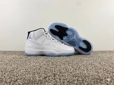 Jordan — Jordan Air 11 High Top Sneakercustom — Sneaker — resale