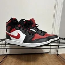 Jordan — Jordan Air 1 Mid ’s / / Lace-Up Mid Top — Sneaker — resale