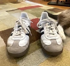 Adidas Samba ’s Low Top Lace-Up / / Gum Sole 3