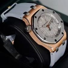 Audemars Piguet Royal Oak Offshore "Japan Diver" 15711OI Limited Edition of 500 4