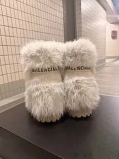 8.0US Balenciaga Alaska Fur Boots Siz Limited Edition Vhtf Collecti 4