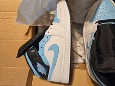 Air Jordan 1 Mid / Chill- * Size 11 * Never Worn 4