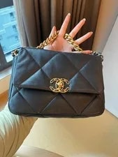 Chanel — Chanel 19Bag Small Flap Quilted Chain Crossbody [] — Handbag — resale