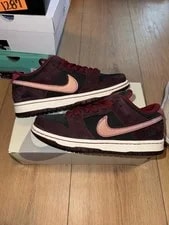 Nike SB — Nike SB Dunk Low Riot Skateshop Fine 7M/8.5W NEW OG ALL — Sneaker — resale