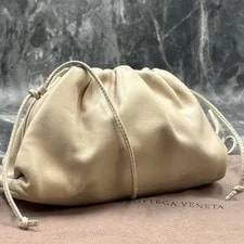 Bottega Veneta — Bottega Veneta the Pouch 21cm Crossbody Excellent Condition — Handbag — resale