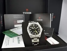 Tudor 39mm Steel Black Bay Pro W/ BOX Card TAG 79470-0001 Sant Blanc 2