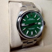 Rolex Oyster Perpetual 41mm 134300 Green Dial - (Apr 2026) 4