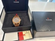 🔥Excellent Condition🔥 Tudor Black Bay 79250BM /W Two Extra Bands 3