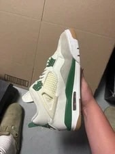 Jordan 4 Retro - SB 3