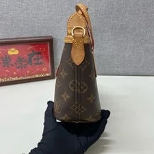 Louis Vuitton Authentic Neverfull Bb 4
