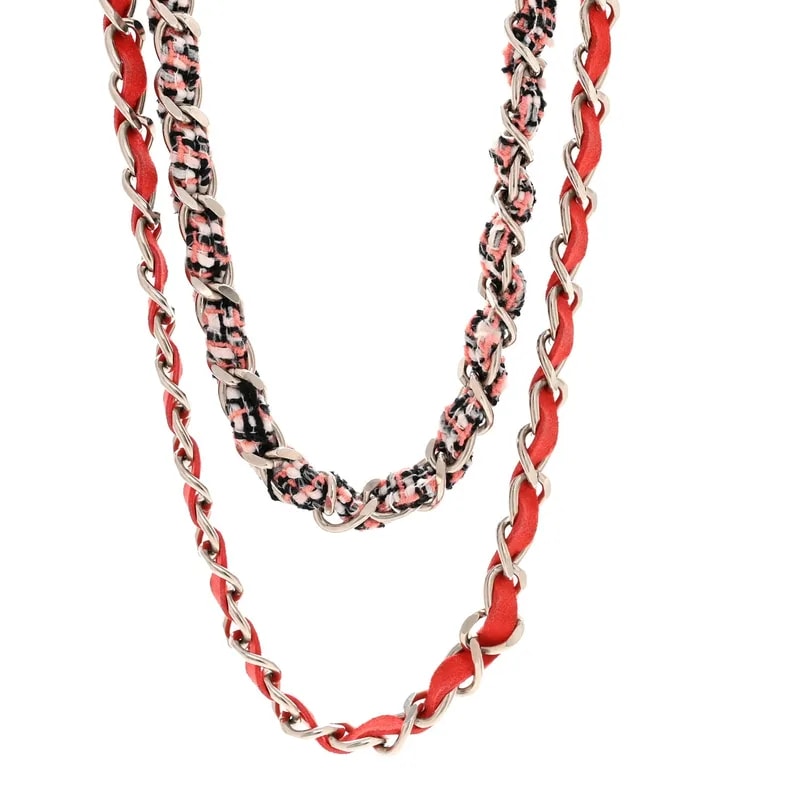 Chanel — Metal Chain CC Clover — Jewelry — resale
