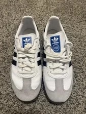 Adidas — Adidas Sambas — Sneaker — resale
