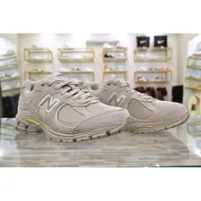 New Balance 200R 3