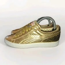 Size 7 - Puma Clyde Undefeated Gametime 3