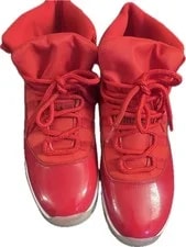 Air Jordan — Air Jordan 11 Retro Win Like 96 Gym — Sneaker — resale
