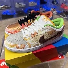 Nike SB — Nike SB Dunk Low Street Hawker (2021) — Sneaker — resale