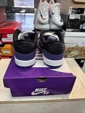 Size 9.5 - Nike SB Dunk LOW PRO Court 3
