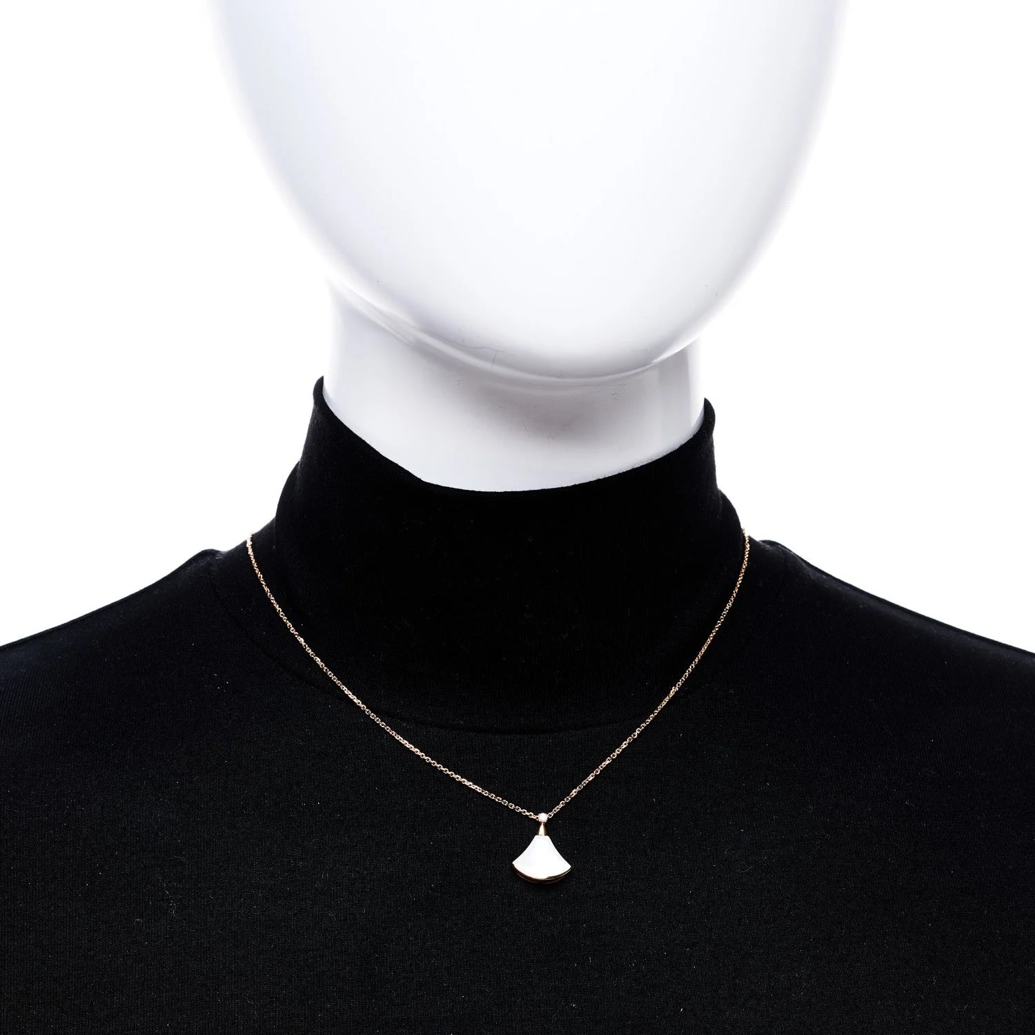 18K Rose Gold Mother of Pearl Small Divas' Dream 2