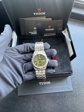 2026 Tudor Royal 36mm Green Dial Stainless Steel M2836C1A0-0103 Unworn 3