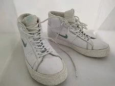 Nike — Nike Zoom Blazer SB Mid Ice Jewel Swoosh — Sneaker — resale
