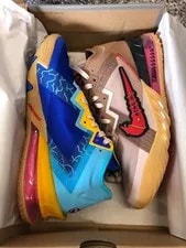 Nike Lebron XVIII(18) LOW - Size 9.5 US 2