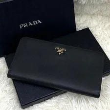 Prada — Prada Long Wallet Round Zipper — Handbag — resale