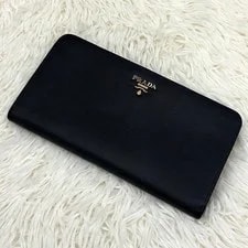 Prada Long Wallet Round Zipper 2