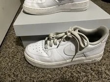 Nike Air Force 1 '07 Low Top Lace-Up Athletic 2