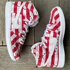 Nike SB Dunk High “Picnic” 2