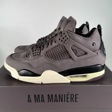 Air Jordan 4 Retro " " 2022 - Size 9 - dv6773 220 (2117-15) 2