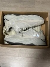 Adidas Yeezy Boost 700 Salt — Sneaker — deal