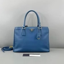 Prada — Prada Lux Galleria Large Crossbody Auth 33x25cm — Handbag — resale