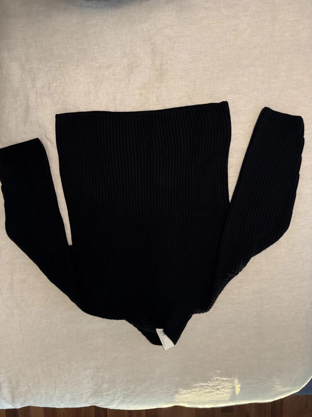 The Row — The Row ’S Turtleneck — streetwear — resale