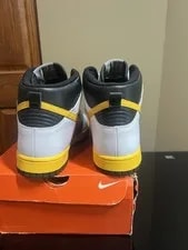 Nike Dunk High Varsity Maize 2